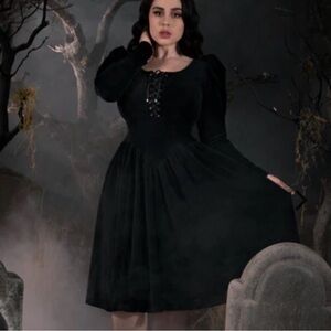 La femme en noir sleepy hollow swing dress L